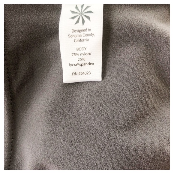 Athleta ♥️ High Rise Contour Leggings 🪺 - Picture 4 of 8